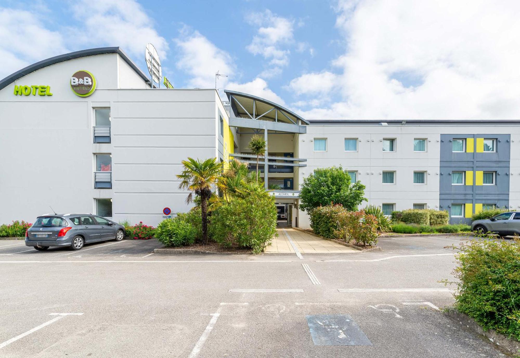 B&B HOTEL Nantes Aéroport Bouguenais Exterior foto